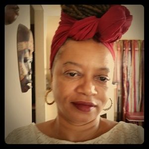 Meet your Posher, Lynn